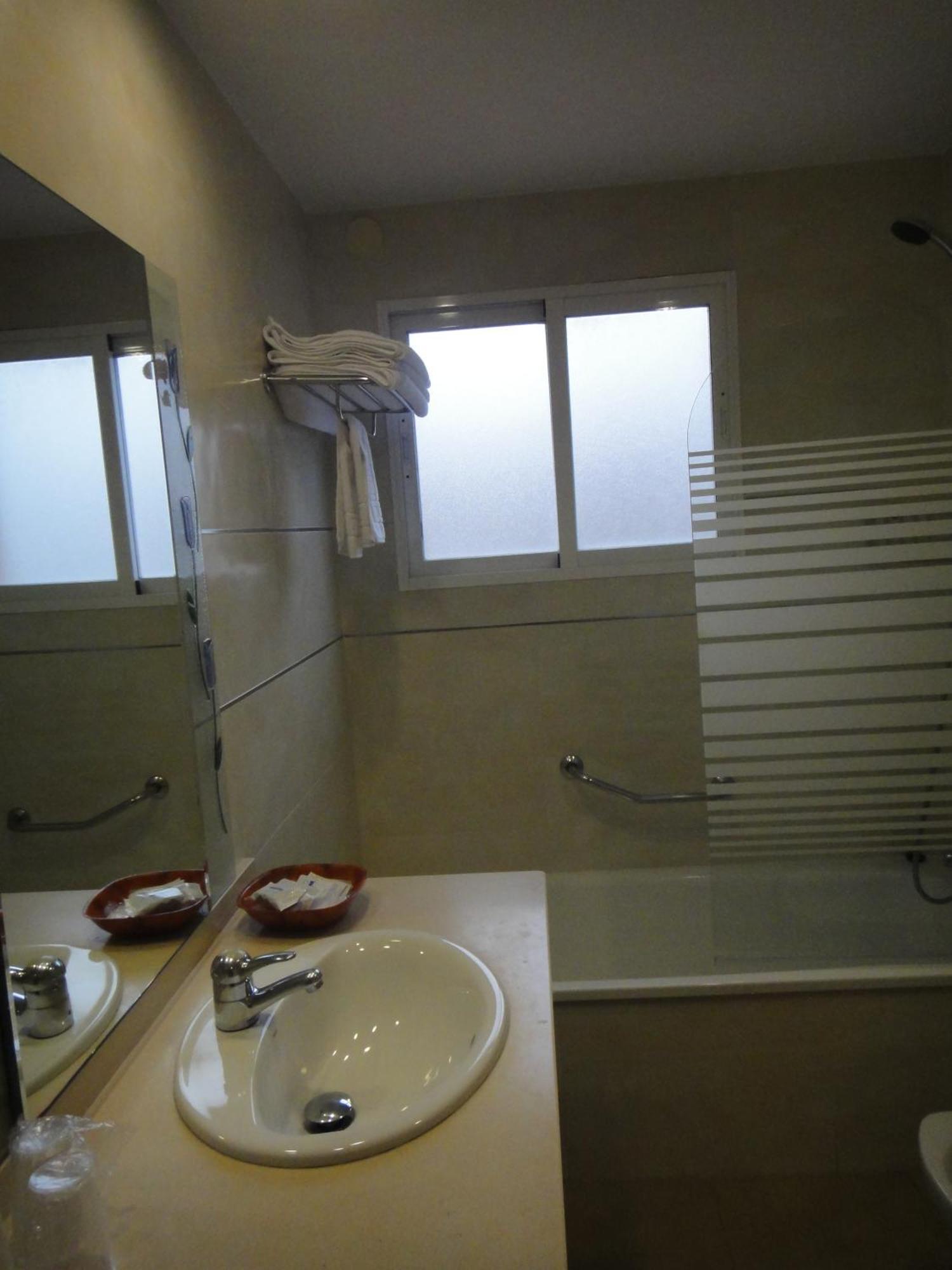Hostal Real プラセンシア エクステリア 写真